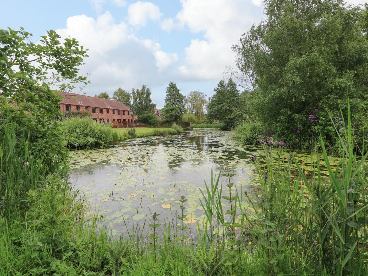 Brimstone Villa Norwich Exterior photo